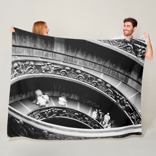 Römische Spiraltreppe aus Schwarz und Weiß Fleecedecke (Beispiel)