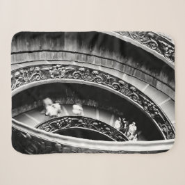 Römische Spiraltreppe aus Schwarz und Weiß Sherpadecke