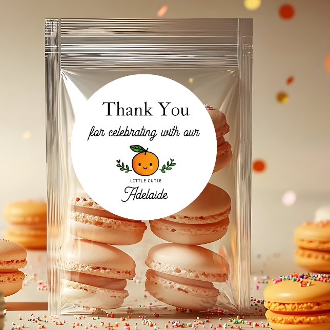 Rond Little Cutie Sticker Birthday Party Decor (Créateur téléchargé)