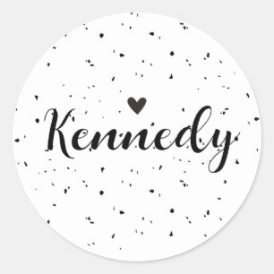 Rond Sticker de nom Kennedy Minimal Moderne Coeur Speck