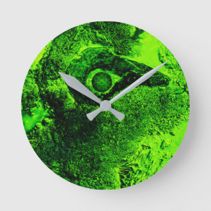 Ronde à la recherche d'une horloge verte