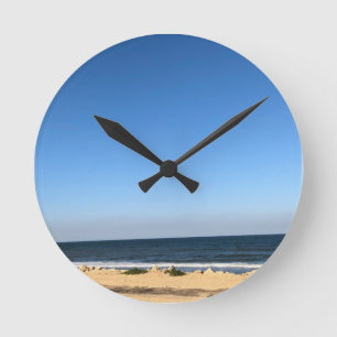 Ronde Calme chic plage moderne eau bleu ciel horloge mur