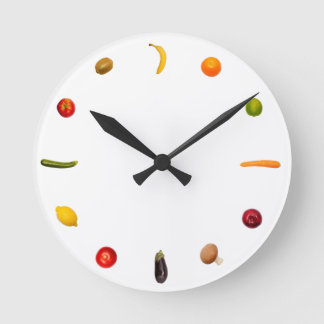 Ronde Horloge avec légumes et fruits