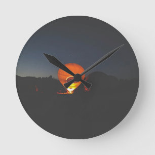 Ronde Horloge chaude de ballon à air de nuit