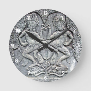 Ronde Horloge de découpage en pierre de danseurs