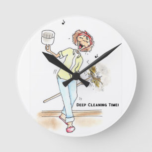 Ronde Horloge de la dame de nettoyage