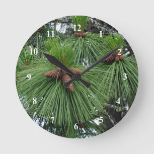Ronde Horloge de l'arbre des pins