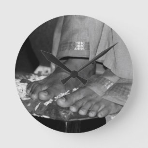Ronde Horloge de pieds de Sathya Sai Baba Lotus