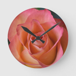 Ronde Horloge florale rose de la rose rose rose