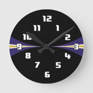 Ronde Horloge noire en or violet