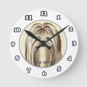 Ronde horloge pour chien maltais