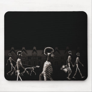 Röntgen-Skelette Mitternachtsspaziergang Schwarz S Mousepad