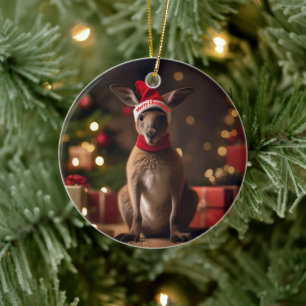 "Roo-dolph's Holiday Hop: Ein festes Wunderland" Keramik Ornament
