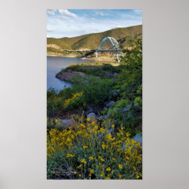 Roosevelt Lake Bridge Arizona Gelbe Wildblumen Poster