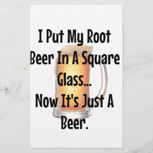 Root Beer in einem Quadratglas...jetzt ist es einf Briefpapier