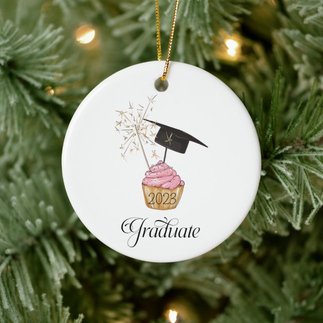Rosa Abschluss Cupcake Graduate Keramik Ornament (Baum)