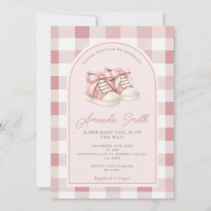 Rosa Babyschuhe Gingham Mädchen Baby Shower Einladung
