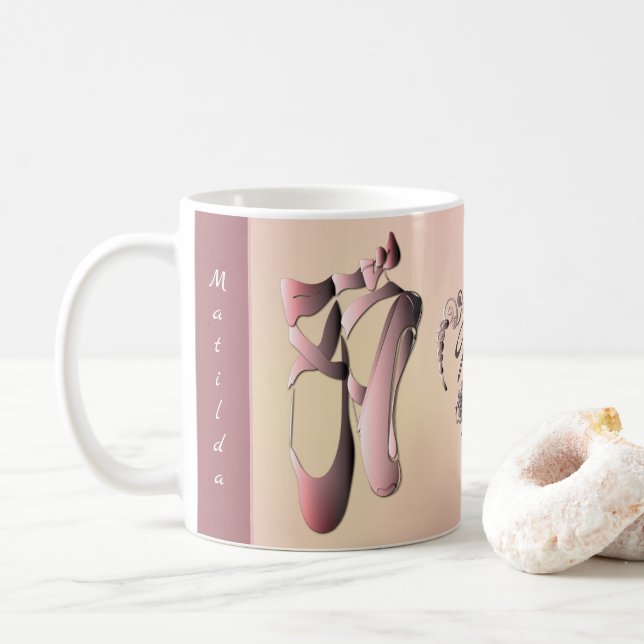 Rosa Ballet Zehenschuhe mit Monogramm Kaffeetasse (Mit Donut)