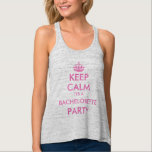 Rosa behalt ruhig, es ist ein Junggeselinnen-Absch Tank Top<br><div class="desc">Funny pink behielt ruhig, es ist ein Junggeselinnen-Abschied Panzergipfel für Teambride. Niedliche Geschenkidee für Girls Wochenende, Wochenzeitung oder Ladys Nachtessen Party. Vintage, ruhige Typografie-Vorlage mit Prinzessin-Krone. Machen Sie Ihren eigenen lustigen behalt Ruhe und führen Sie Parodie Sprichwort für Braut und Braut. Spaß Kleidung für Brautmädchen, Trauzeugin, Brautmutter, Bräutigam etc. Anpassbarer...</div>