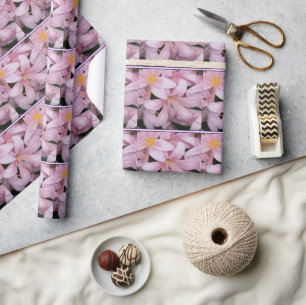 Rosa Belladonna-Lilien-Geschenkpapier Geschenkpapier