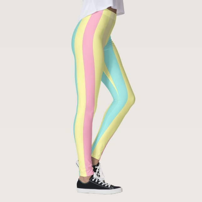 Rosa, blaue und gelbe Streifen auf Leggings (Rechts)