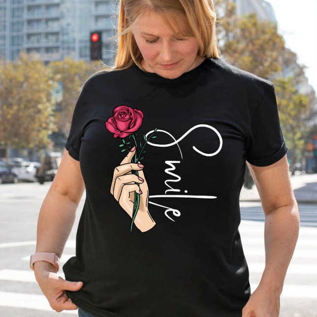 Rosa Blume für ein Lächeln niedliches motivierend  T-Shirt (Von Creator hochgeladen)