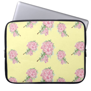 Rosa Blume in Gelb Laptopschutzhülle