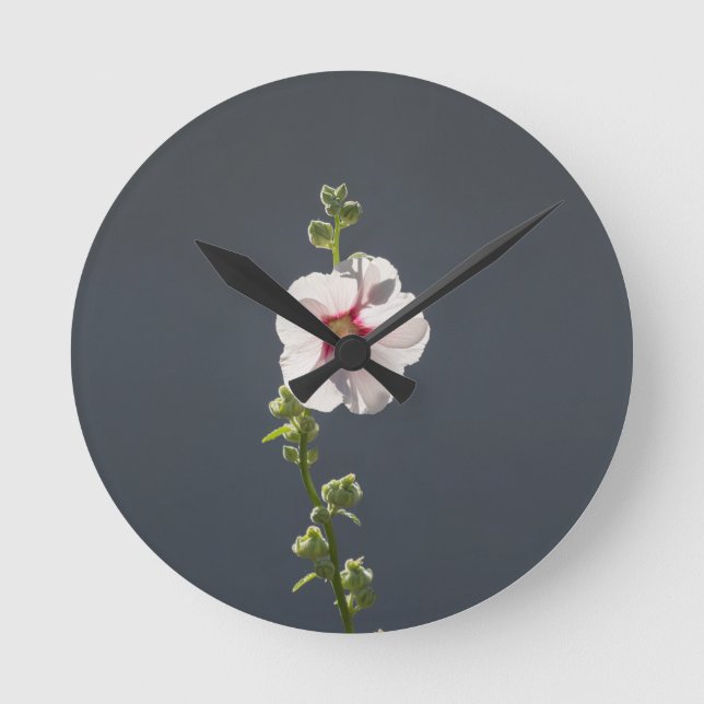 Rosa Blume Schwarze grüne Blätter auf dunkelgrau Runde Wanduhr (Vorderseite)
