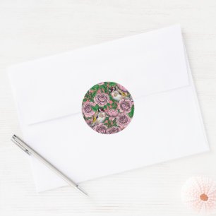 Rosa Blume und Goldflossen Runder Aufkleber