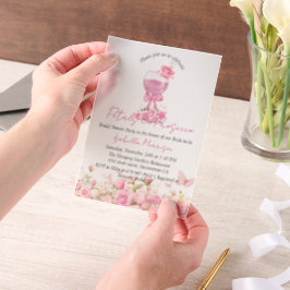 Rosa Blumenblätter und Prosecco-Brautparty