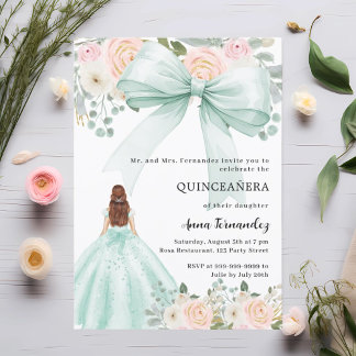 Rosa Blumengestelle in der Form eines grünen Bogen Einladung