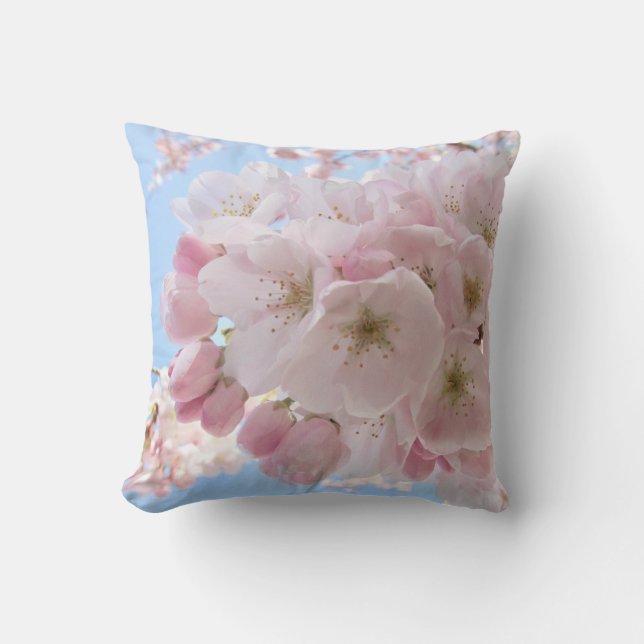 Rosa Blüten blauer Himmel. Kissen (Vorderseite)