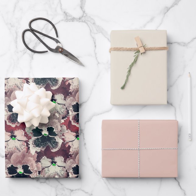 Rosa, bordeauxfarbene Blume Geschenkpapier Set (Vorderseite)