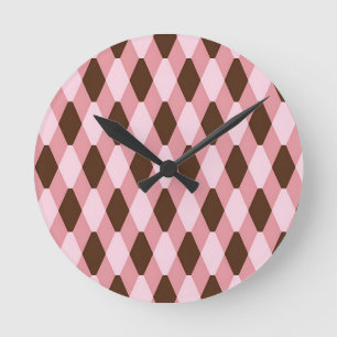 Rosa-braunes Harlekin-Diamantmuster Runde Wanduhr