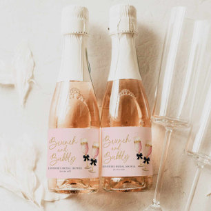 Rosa Brunch und sprudelnde Brautparty