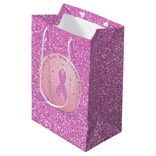 Rosa Brustkrebs Schleife Glitzer Geschenktasche Mittlere Geschenktüte (Vorderseite Schrägansicht)