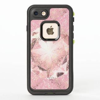 Rosa Diamant auf heller Pastete mit goldenem Spark
