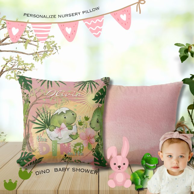 Rosa Dino-Mite Pillow für Girls' Kinderzimmer Kissen (Pink Dino-Mite Pillow for Girls' Nursery)