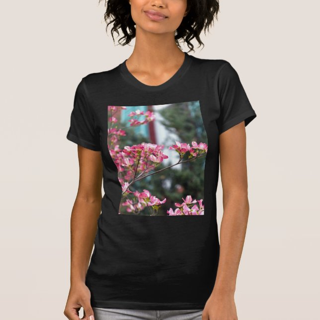 Rosa Dogwood T-Shirt (Vorderseite)