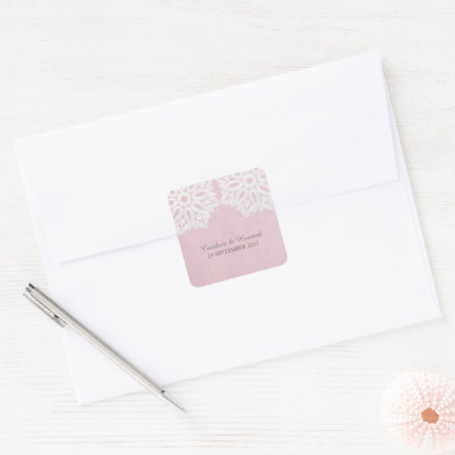 Rosa Elegante Spitzen-Hochzeitskleber Quadratischer Aufkleber (Umschlag)