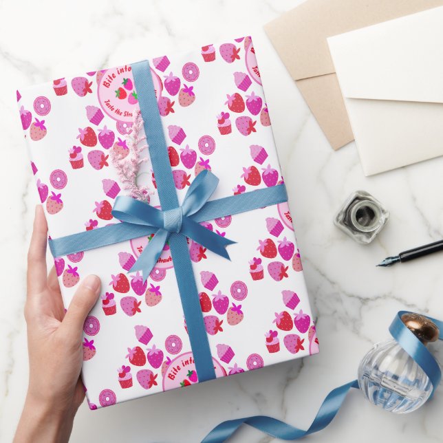 Rosa Erdbeerfeld Sommergebäck Naturfrüchte Geschenkpapier (Schenken)