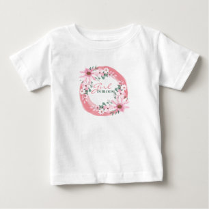 Rosa Errötendes Mädchen-Baby-Shower Baby T-shirt