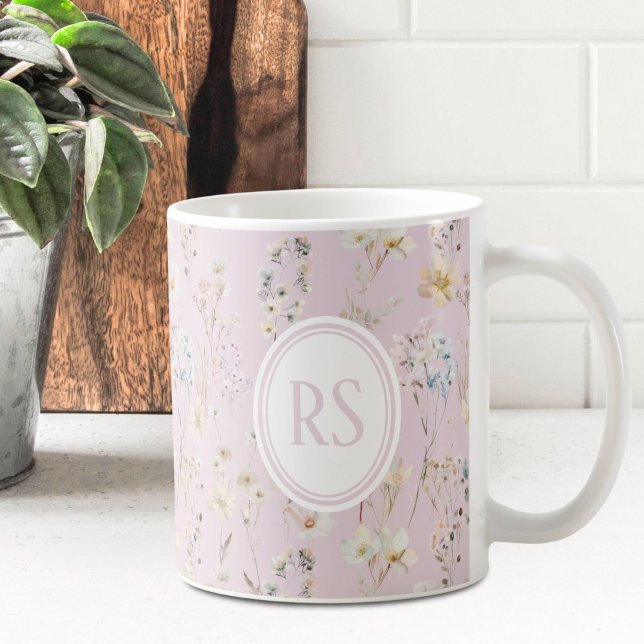 Rosa errötendes Wildblumen-Monogramm Kaffeetasse (Von Creator hochgeladen)