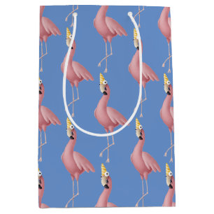 Rosa Flamingo auf Blue Birthday Mittlere Geschenktüte
