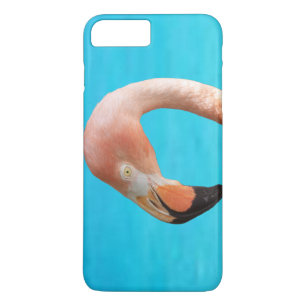 Rosa Flamingo-Gesicht gegen blaues Wasser auf eine Case-Mate iPhone Hülle