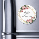 Rosa florale Wed Eleganter Gold Glitzer Geometrisc Magnet<br><div class="desc">Hochzeitsmagnet. Das Design besticht durch ein elegantes Imitat mit geometrischem Rahmen-Muster aus vergoldetem Glitzer. Overlaid mit rosa Wasserfarbe Rosen und grünem Blattwerk an zwei Ecken. Personalisieren Sie diese Vorlage, um Ihre Informationen hinzuzufügen. Klicken Sie, um weitere Änderungen vorzunehmen. Alles ist anpassbar. Benötigen Sie Anpassungen oder Fragen und wenden Sie sich...</div>