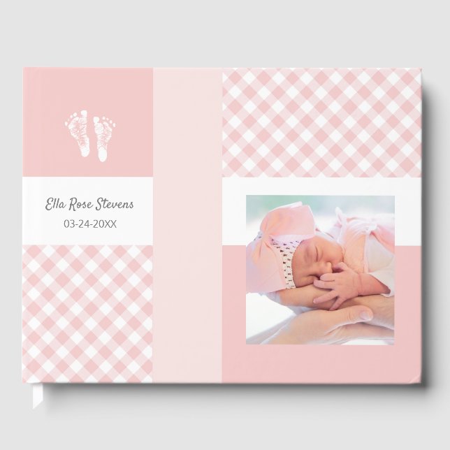 Rosa Foto Birth Ankündigung Gingham Footprints Gästebuch (Vorderseite)