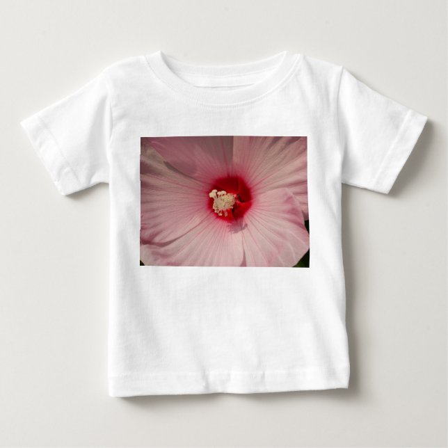 Rosa Foto Hibisken Ruffle T-Shirt (Vorderseite)