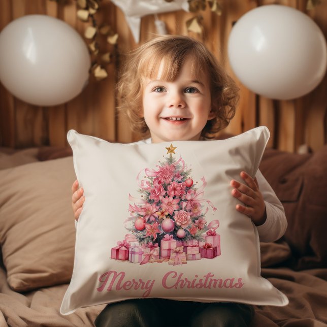 Rosa Frohe Weihnachtsfeiertage Tree Geschenke Kissen (Cute pink Christmas tree "Merry Christmas" decorator pillow.)
