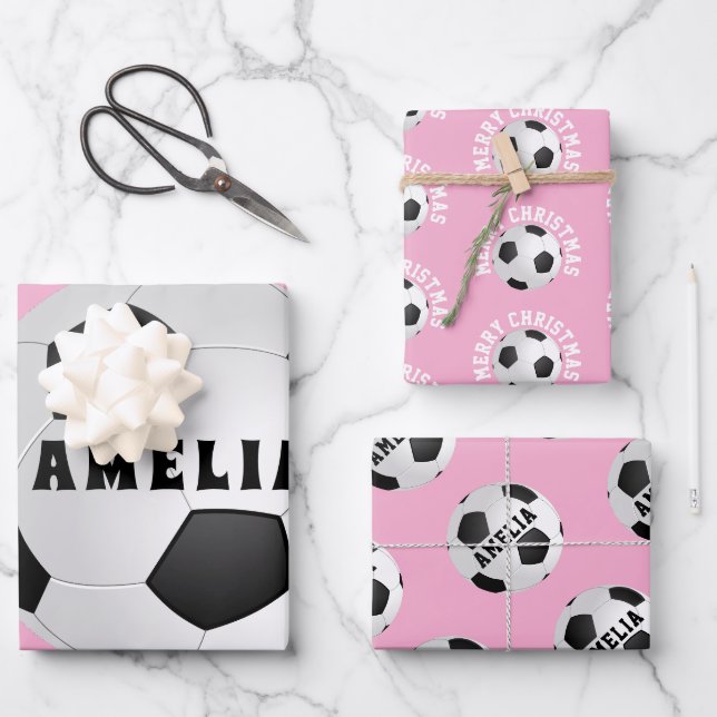 Rosa Fußball Balls Kinder Weihnachten Geschenkpapier Set (Vorderseite)
